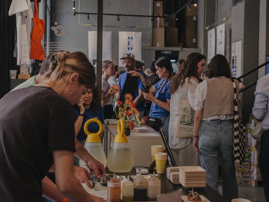 Valencia is coffee -135